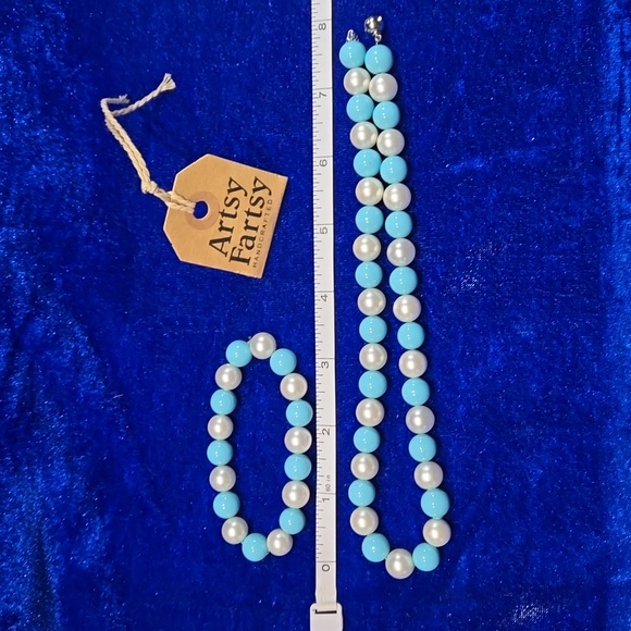 Matching Necklace & Bracelet - Picture 5 of 5